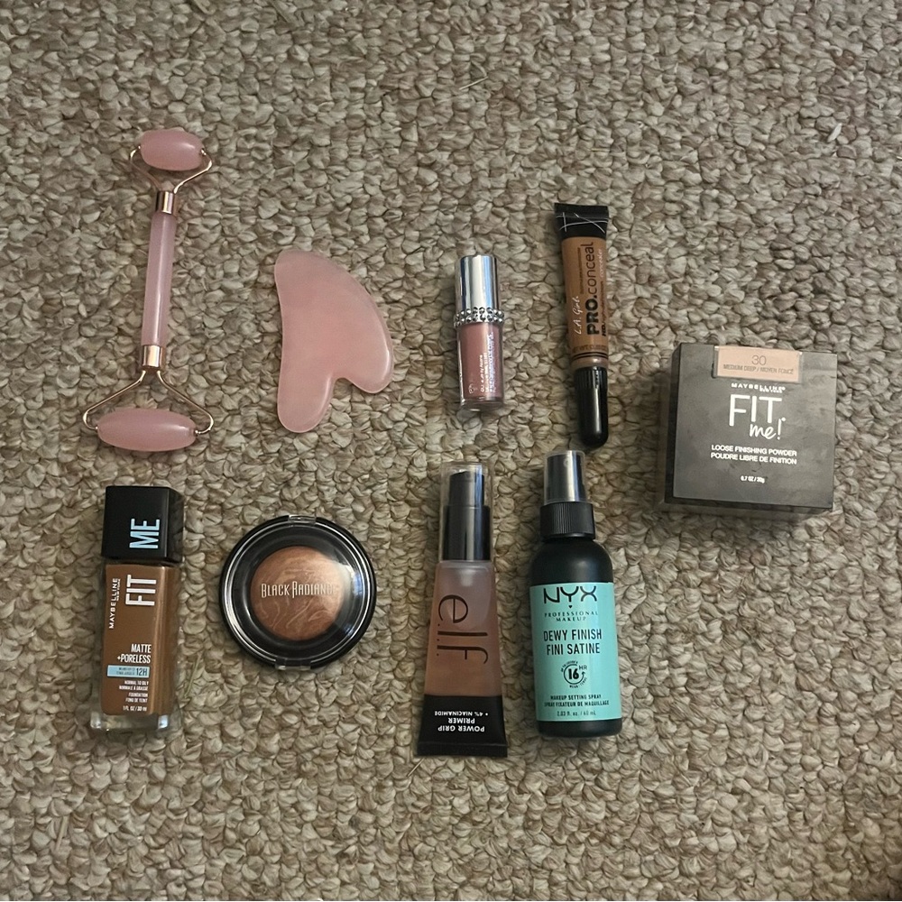 NYX Dewy Finish Setting Spray with Pink Makeup Collection
